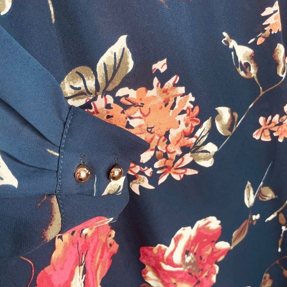 Lara | Navy Floral Print V-Neck Long Sleeve Blouse Size M | EUC - Picture 9 of 13